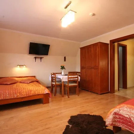 Willa Dewajtis Bed & Breakfast 2*
