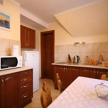 Willa Dewajtis Bed & Breakfast