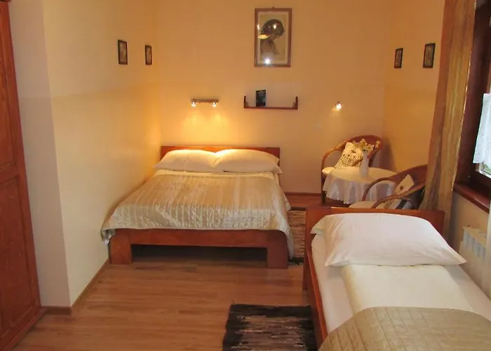 فندق مبيت وإفطار Willa Dewajtis 2*