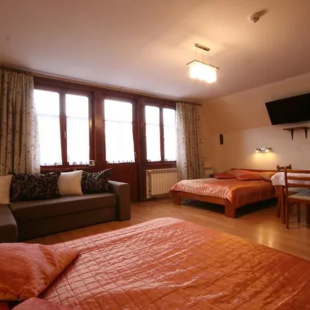 Willa Dewajtis Bed and breakfast 2*