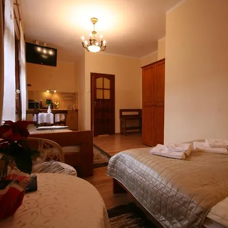 Willa Dewajtis Bed and breakfast