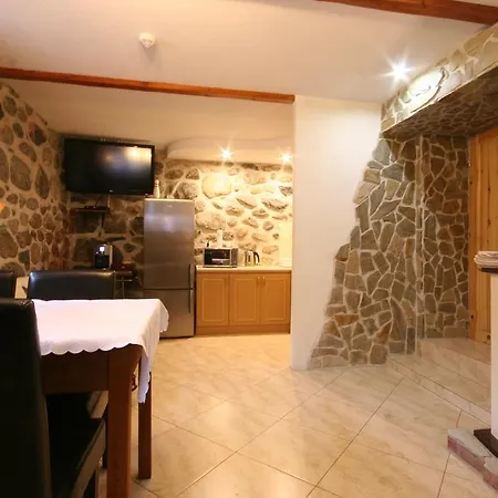 Willa Dewajtis Bed and breakfast 2*
