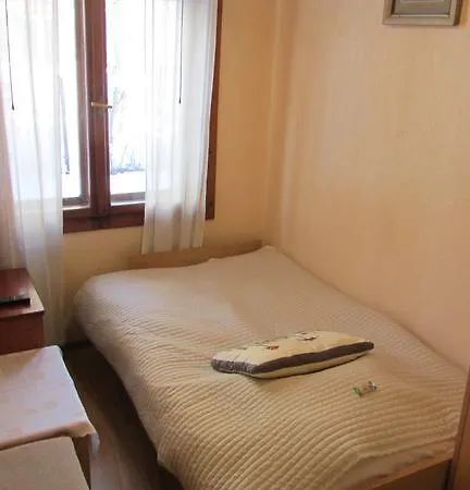 Willa Dewajtis Bed and breakfast