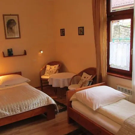 Bed and breakfast Willa Dewajtis 2*