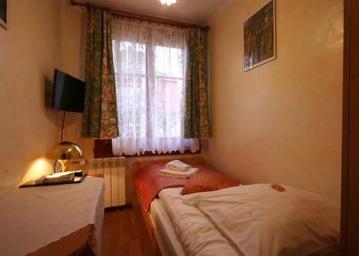 Willa Dewajtis Nocleg ze śniadaniem 2*